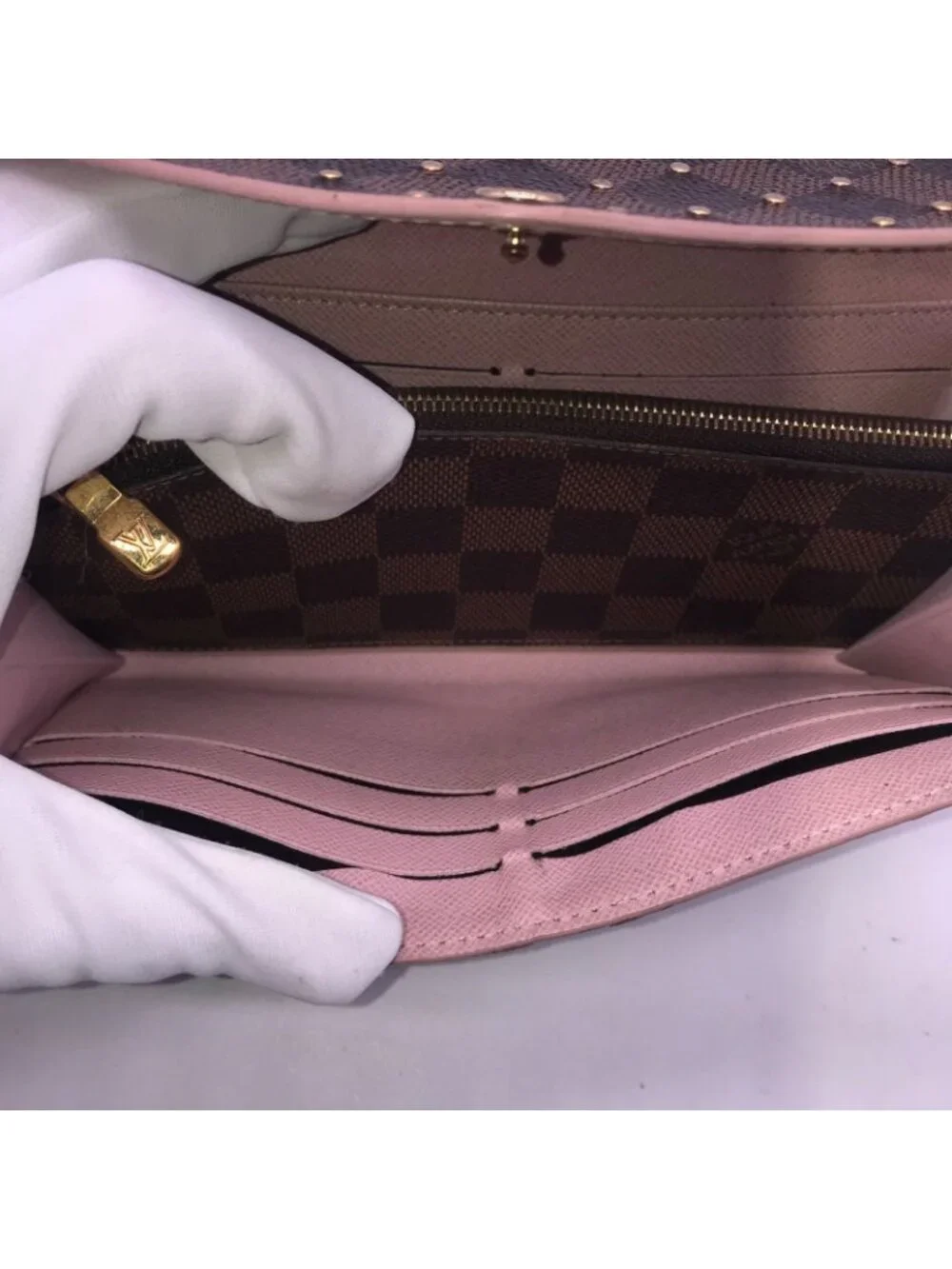 Louis Vuitton Damier Portefeuille Sarah Studded Wallet